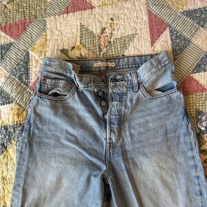 Levi's Blue High Rise Jeans Classic Style